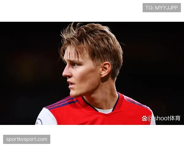 厄德高在阿森纳体系中的战术依赖性：进攻参与机制与角色适配性分析