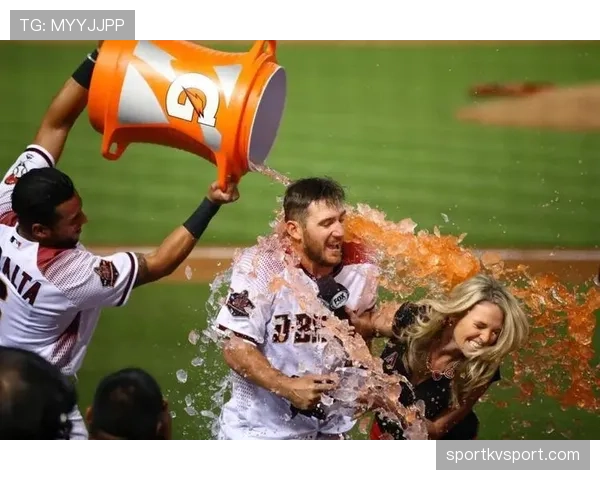 开球规则详解：比赛开始和重新开球的判罚标准与流程