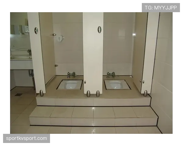 杨倩家里厕所装修比普通人房子还豪，谁来告诉我她平时咋上厕所的？